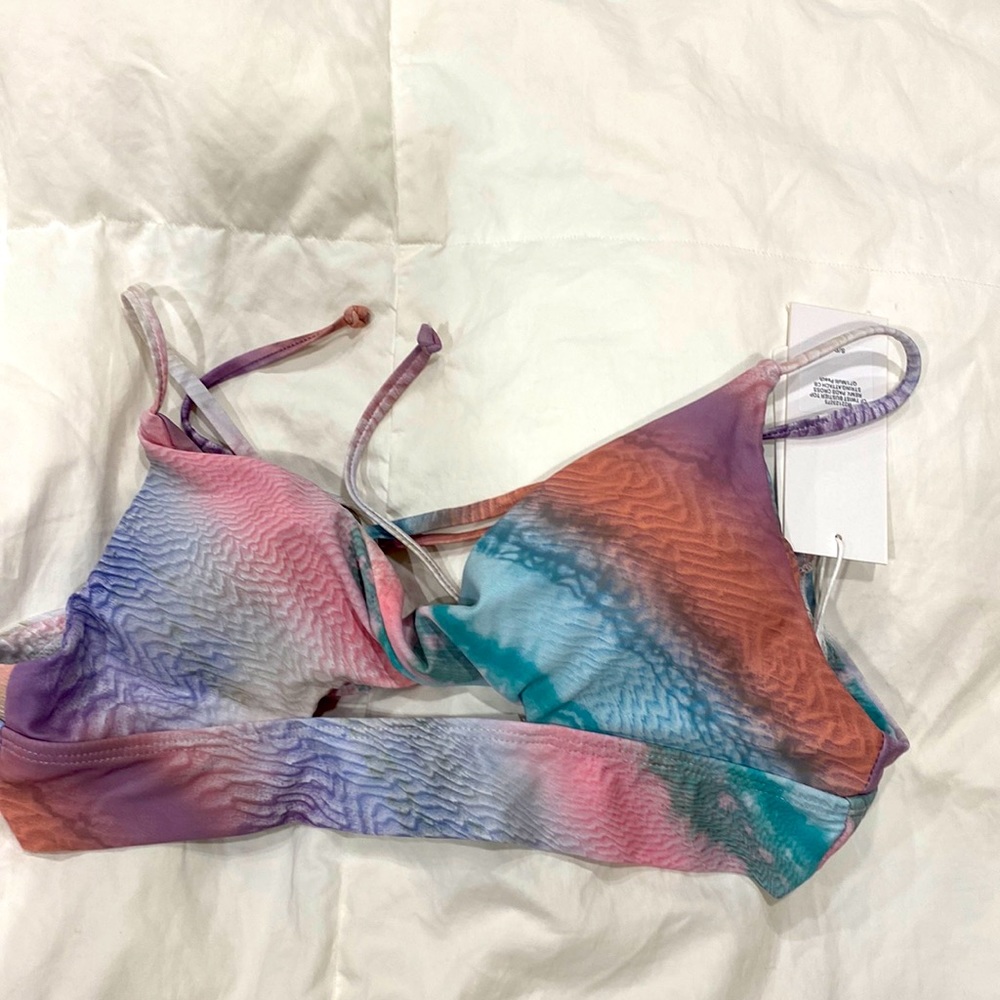 Small bikini top beautiful multi colored size small NWT